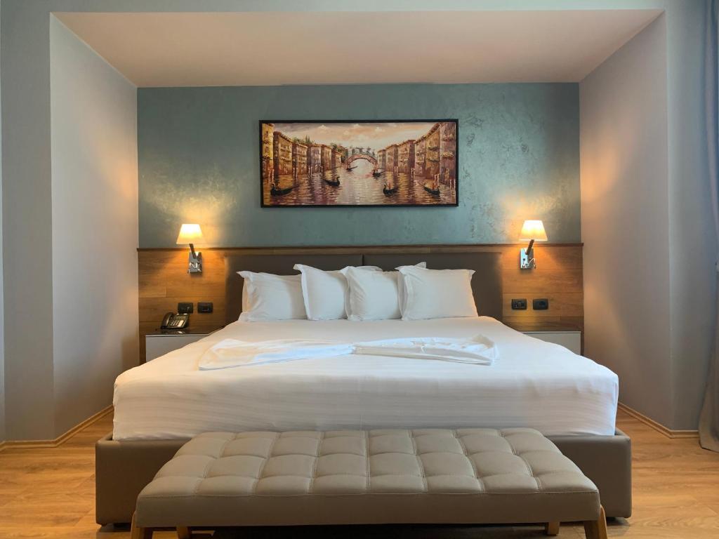 Butrinti Hotel Sarandë Eksteriør billede
